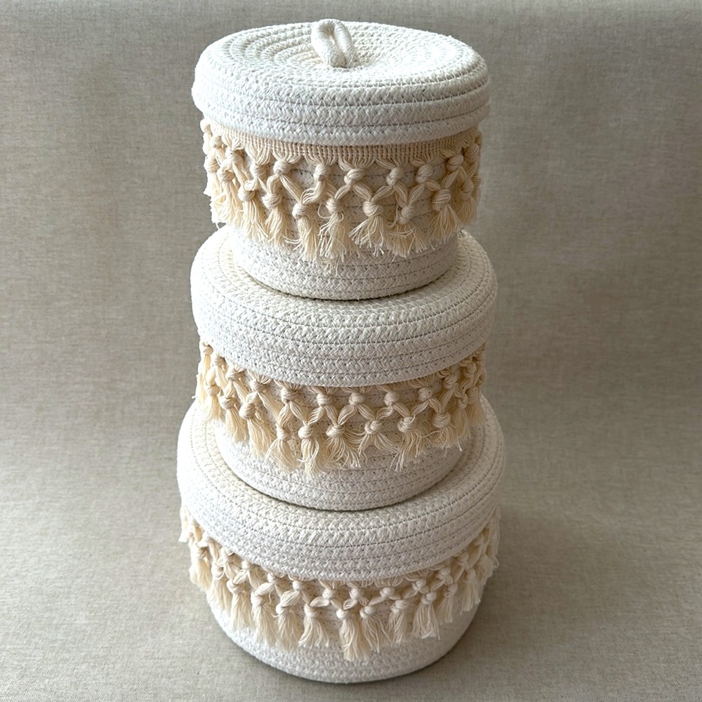 SHIRALEAH Chicago Ivory Round Dharma Organizer Baskets Assorted Set of 3
